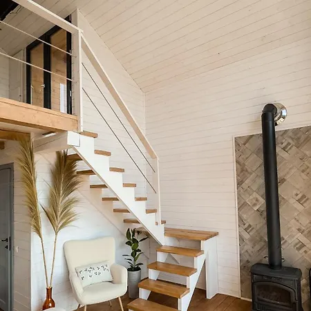 Nebo Shale 야블루니츠야